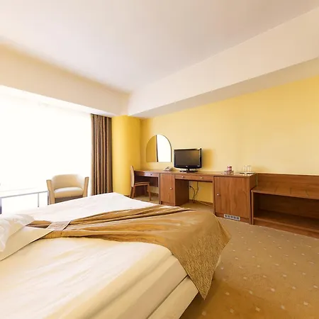Parc Hotel 4*